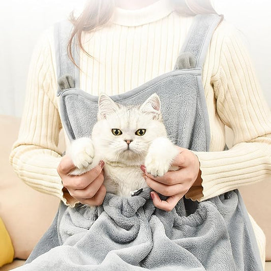 CozyCare - The apron that strengthens the bond between you and your cat